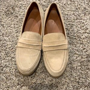 Universal thread tan suede loafers